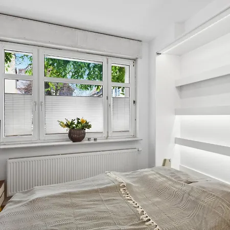 Lovely In With Wifi Apartmán